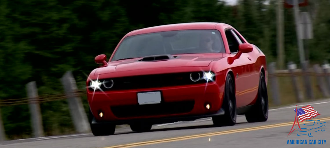 dodge challenger R/T Scat Pack