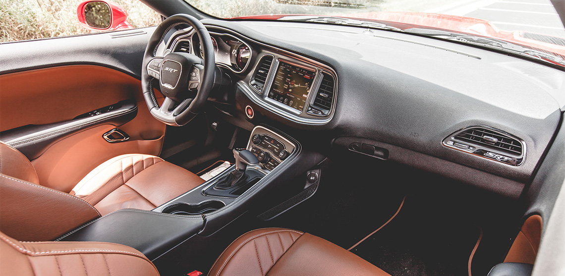 intérieur cuir Sepia Laguna dodge challenger