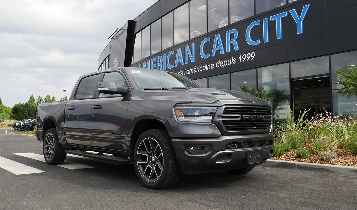 Dodge RAM 1500 Sport granite