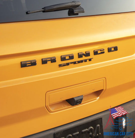 monogramme bronco sport