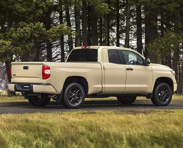 toyota tundra arriere