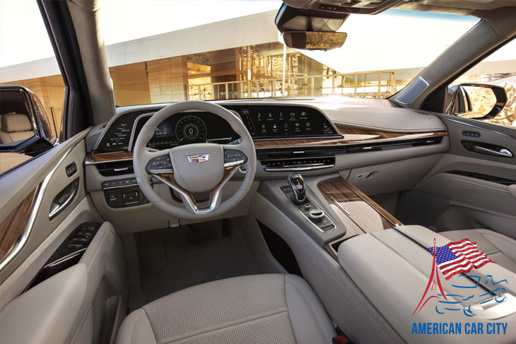 intérieur cadillac escalade 2021