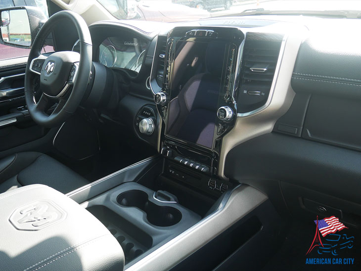 interieur ram 2019