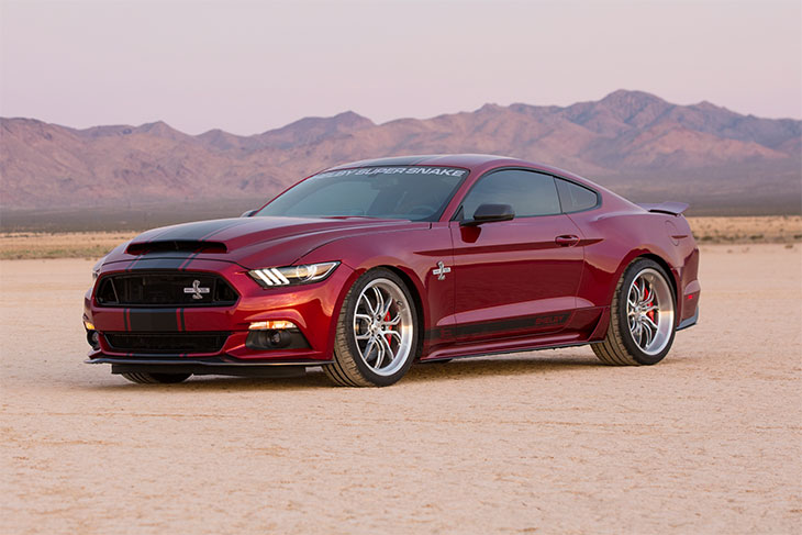 Shelby Super Snake rouge