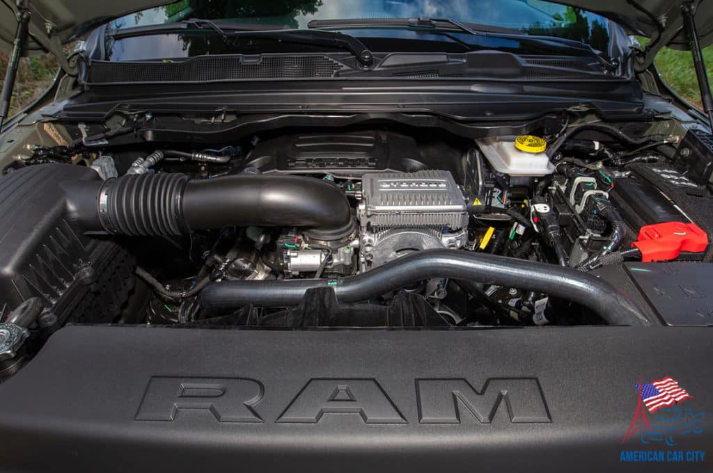 nouveau-v8-hemi